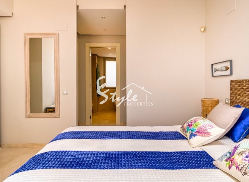 Resale - Apartment - Orihuela Costa  - Las Colinas Golf