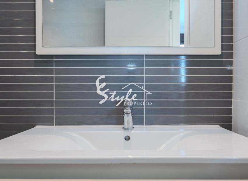 Resale - Apartment - Orihuela Costa  - Lomas de Cabo Roig