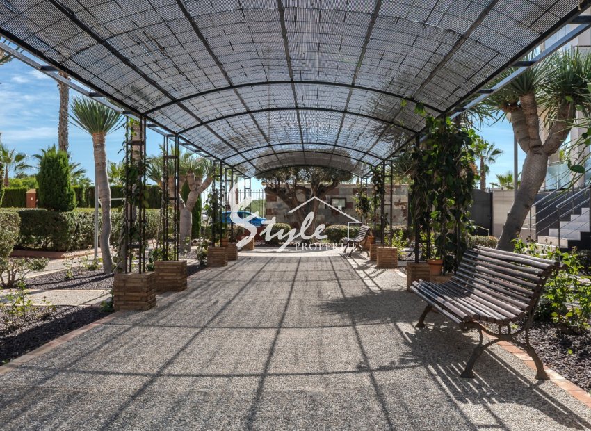 Resale - Apartment - Orihuela Costa  - Lomas de Cabo Roig