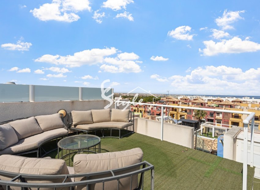 Resale - Apartment - Orihuela Costa  - Lomas de Cabo Roig