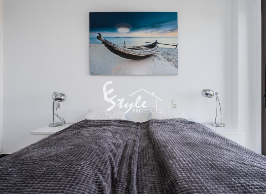 Resale - Apartment - Orihuela Costa  - Lomas de Cabo Roig