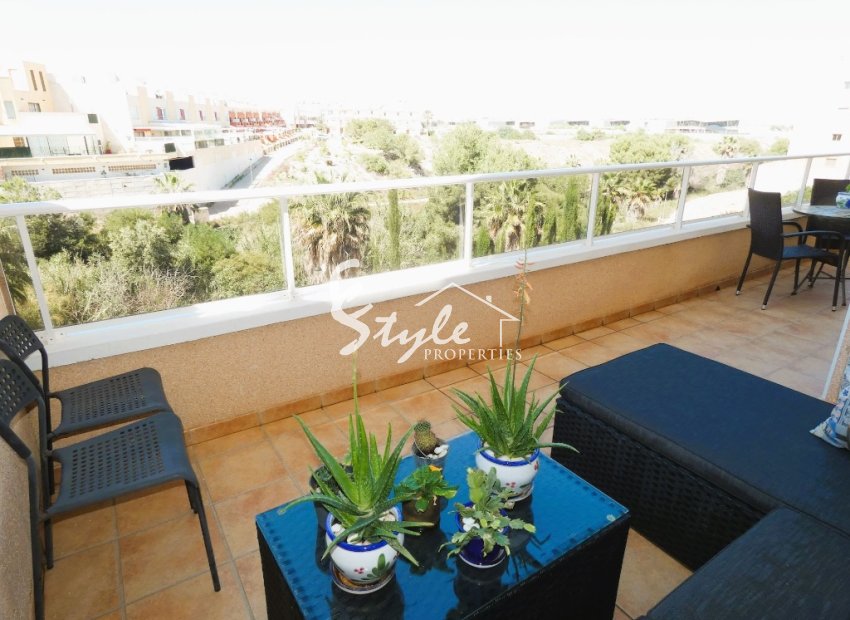 Resale - Apartment - Orihuela Costa  - Los Dolses