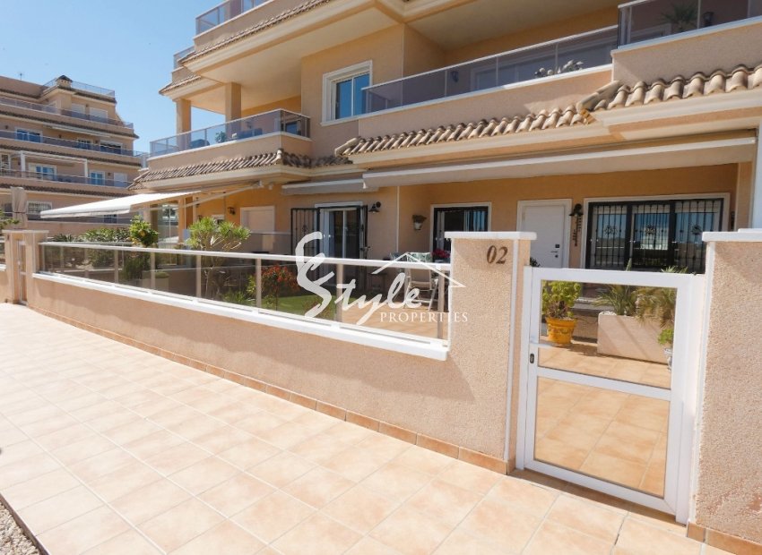 Resale - Apartment - Orihuela Costa  - Los Dolses