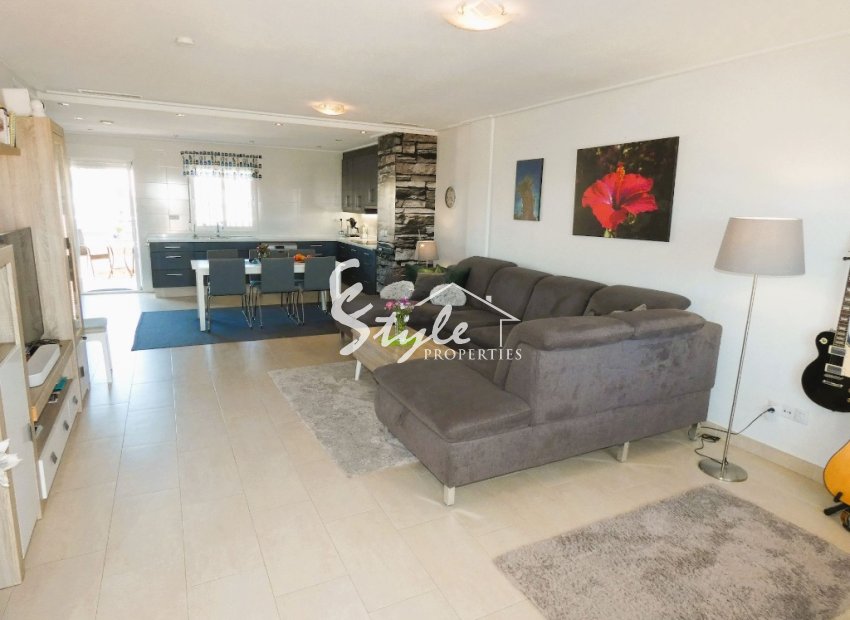 Resale - Apartment - Orihuela Costa  - Los Dolses