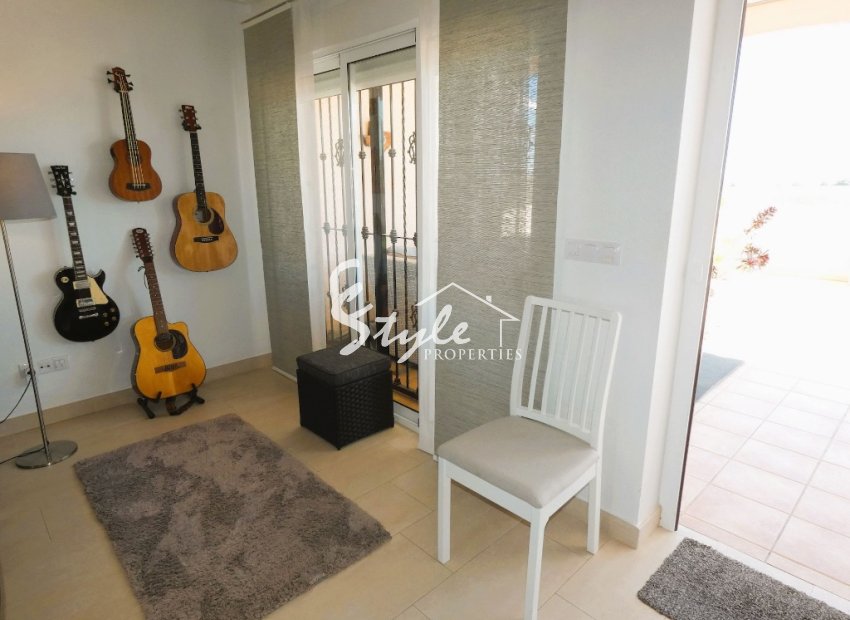 Resale - Apartment - Orihuela Costa  - Los Dolses