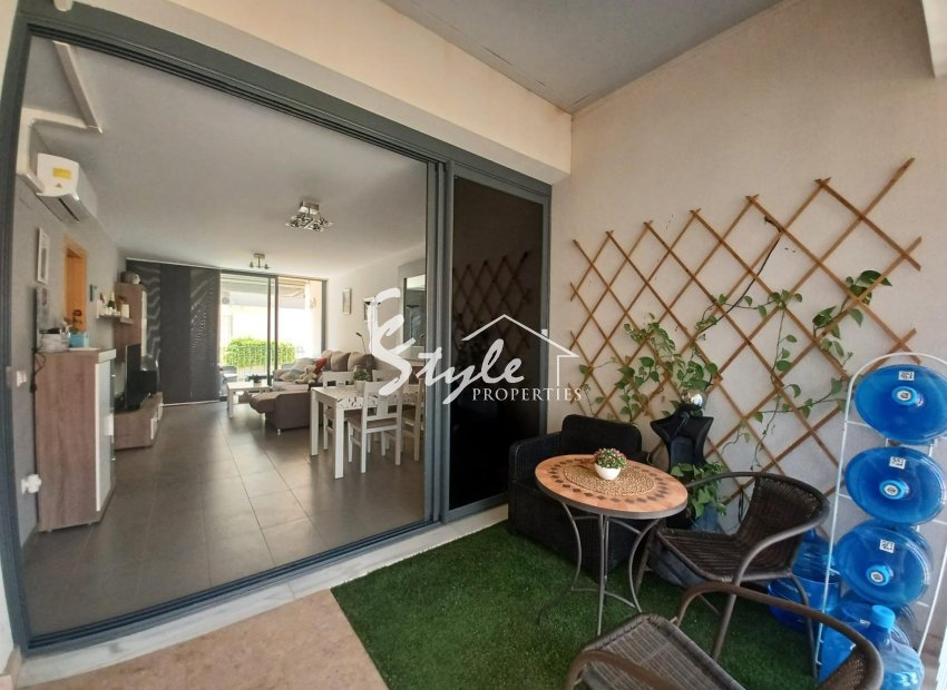 Resale - Apartment - Orihuela Costa  - Los Dolses