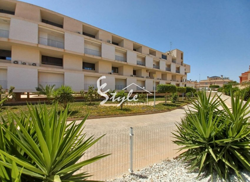 Resale - Apartment - Orihuela Costa  - Los Dolses