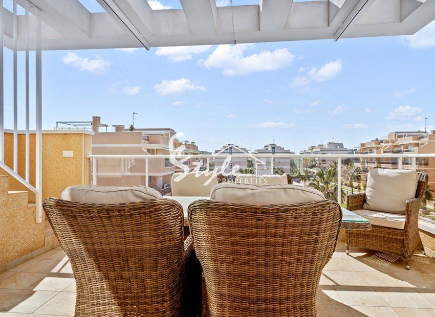 Resale - Apartment - Orihuela Costa  - Los Dolses