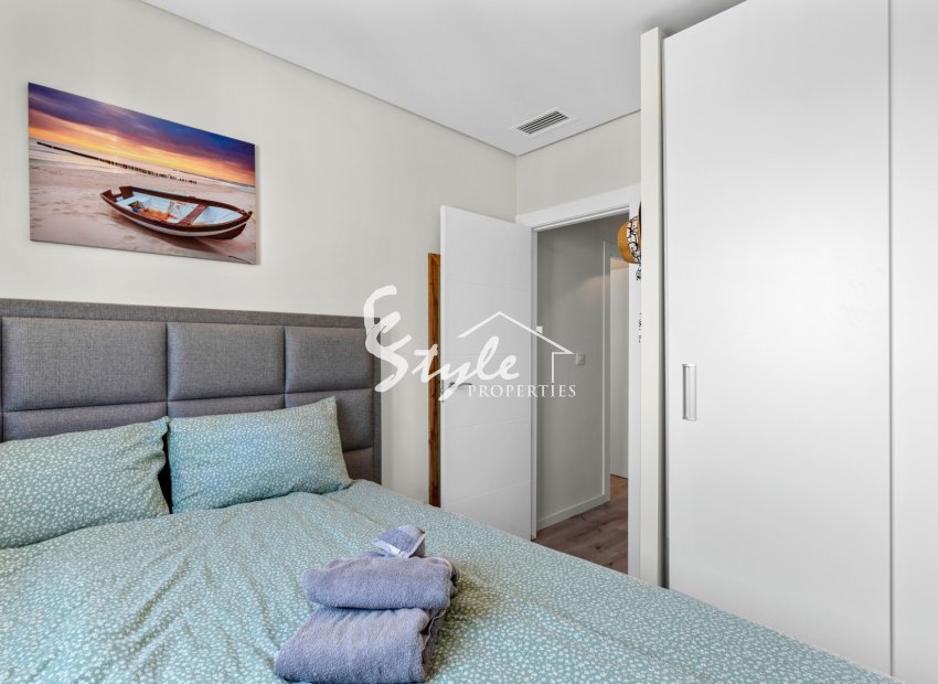 Resale - Apartment - Orihuela Costa  - Los Dolses