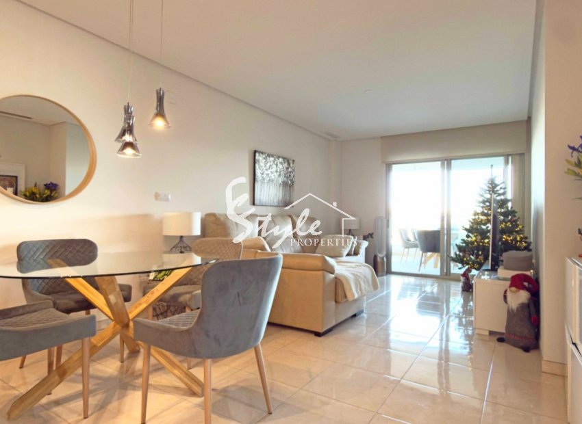 Resale - Apartment - Orihuela Costa  - Los Dolses