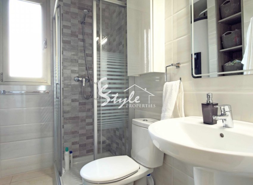 Resale - Apartment - Orihuela Costa  - Los Dolses