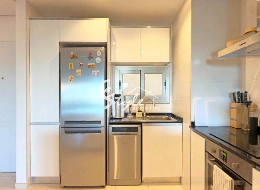 Resale - Apartment - Orihuela Costa  - Los Dolses