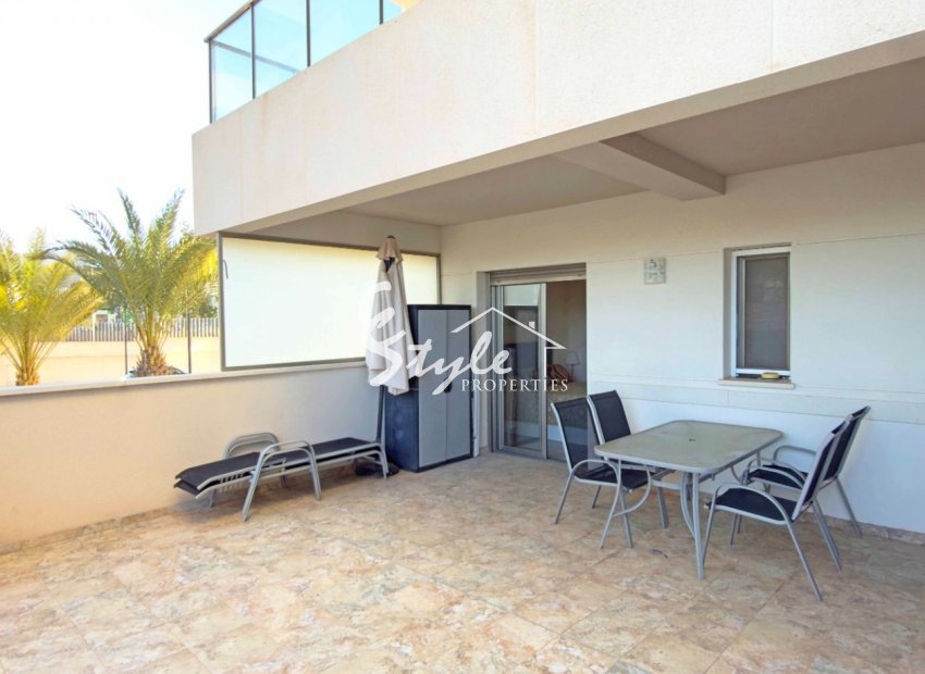 Resale - Apartment - Orihuela Costa  - Los Dolses