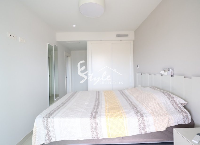 Resale - Apartment - Orihuela Costa  - Orihuela Costa