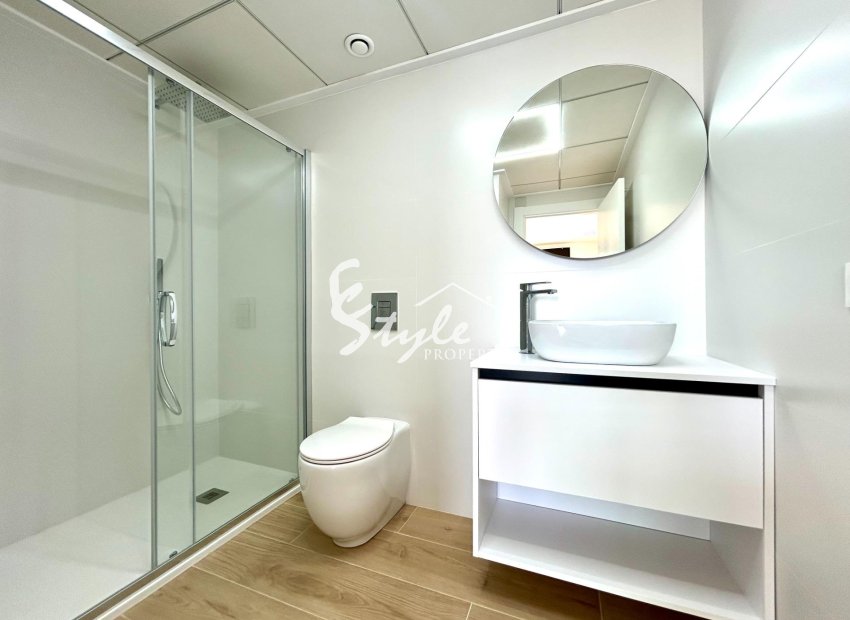 Resale - Apartment - Orihuela Costa  - Pau 8