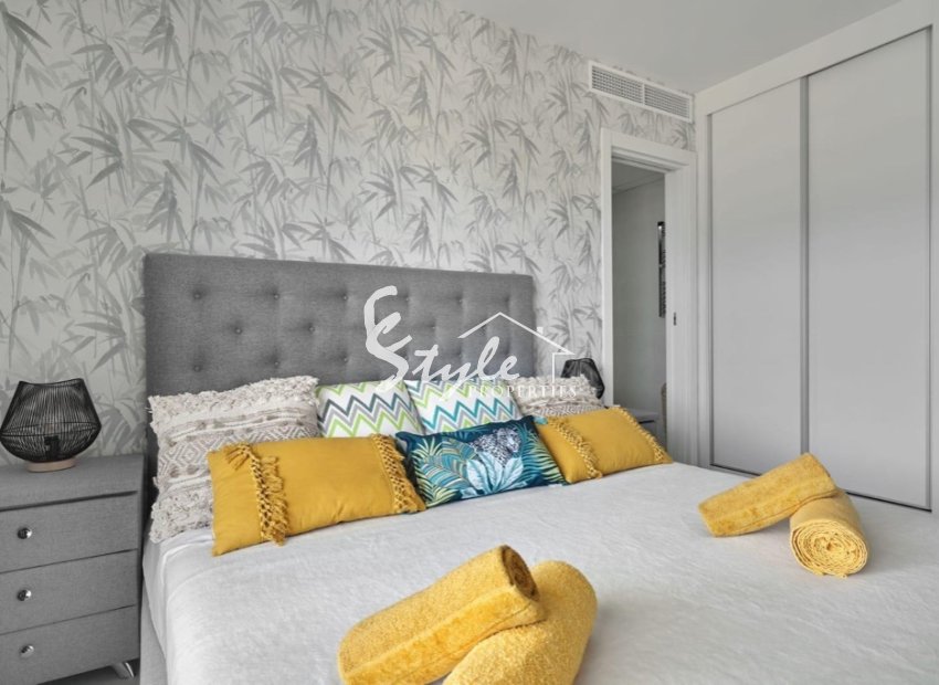 Resale - Apartment - Orihuela Costa  - Playa Flamenca