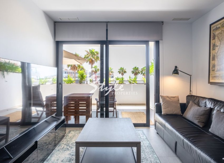 Resale - Apartment - Orihuela Costa  - Playa Flamenca