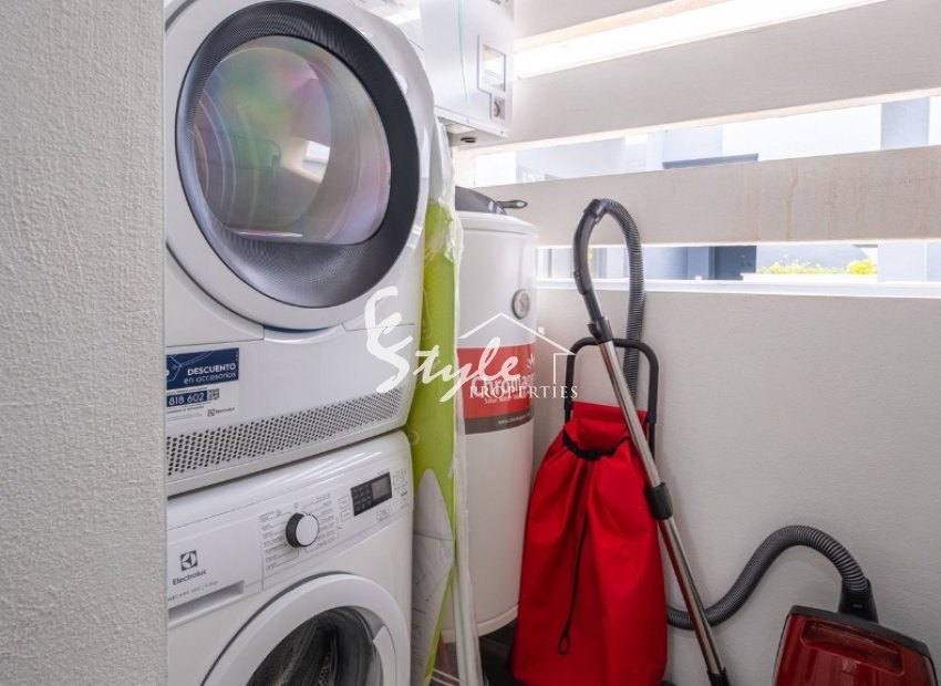 Resale - Apartment - Orihuela Costa  - Playa Flamenca