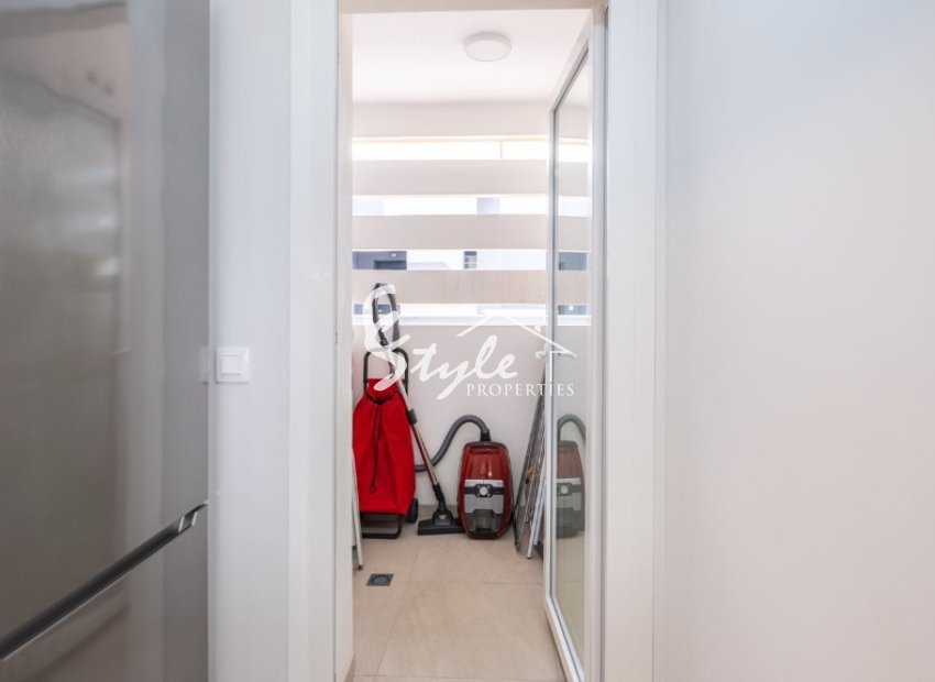 Resale - Apartment - Orihuela Costa  - Playa Flamenca