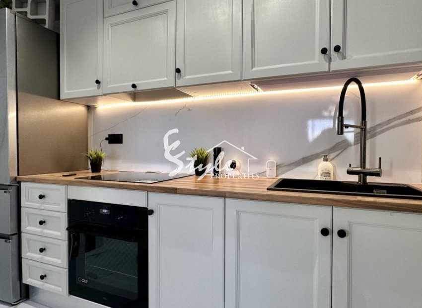 Resale - Apartment - Orihuela Costa  - Playa Flamenca