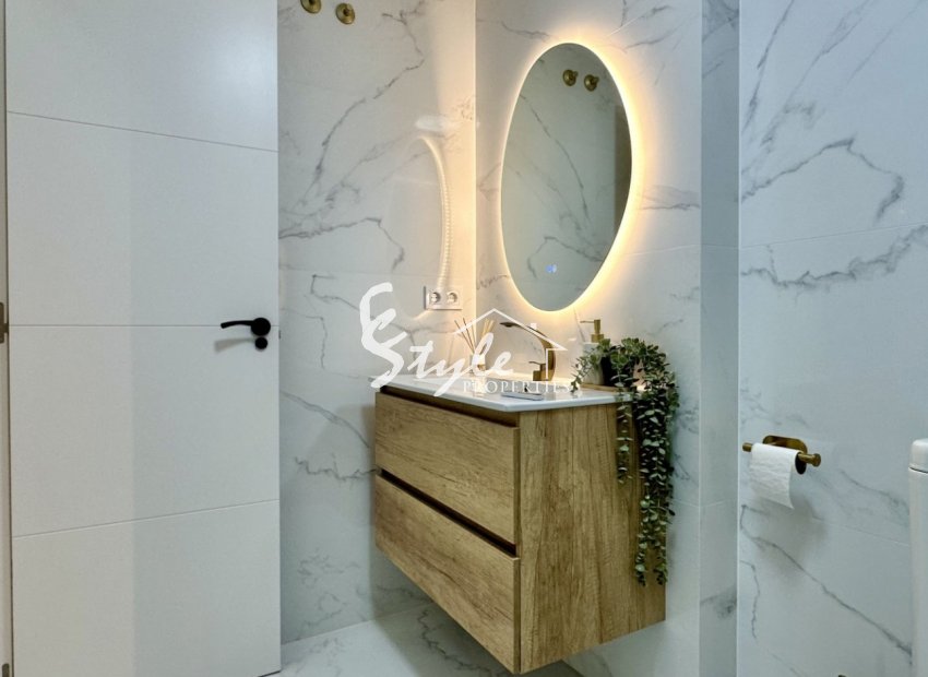 Resale - Apartment - Orihuela Costa  - Playa Flamenca