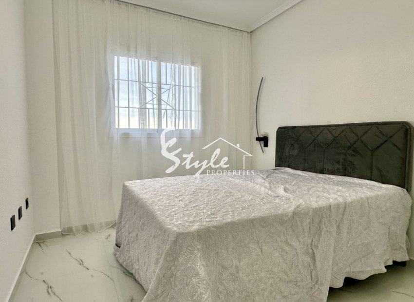 Resale - Apartment - Orihuela Costa  - Playa Flamenca