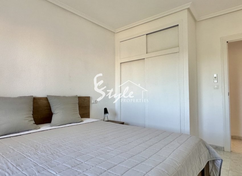 Resale - Apartment - Orihuela Costa  - Playa Flamenca