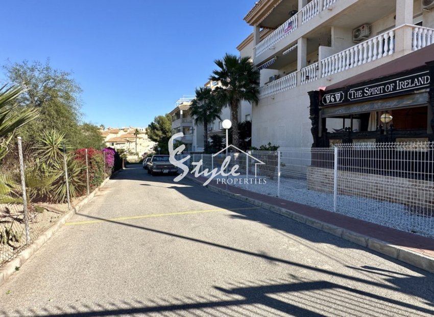 Resale - Apartment - Orihuela Costa  - Playa Flamenca