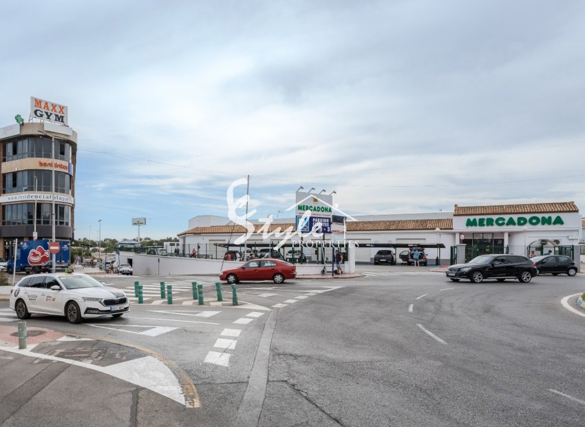 Resale - Apartment - Orihuela Costa  - Playa Flamenca