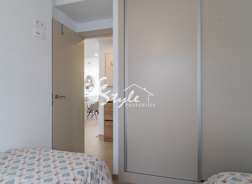 Resale - Apartment - Orihuela Costa  - Playa Flamenca