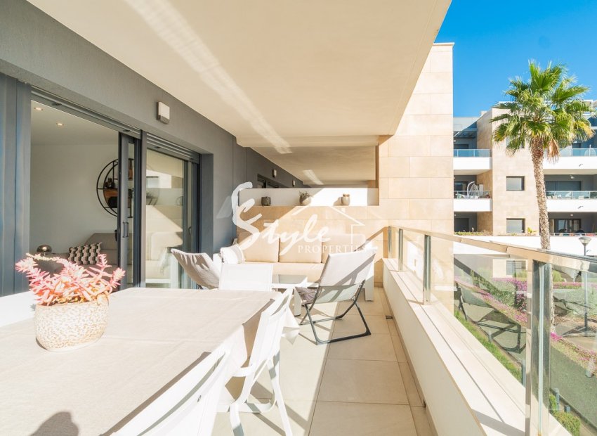 Resale - Apartment - Orihuela Costa  - Playa Flamenca