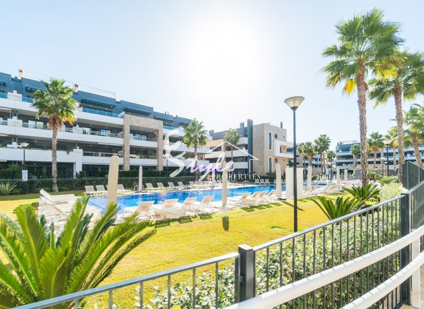 Resale - Apartment - Orihuela Costa  - Playa Flamenca