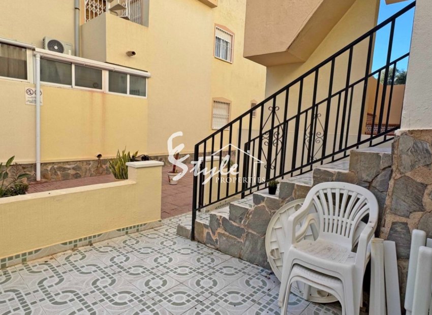 Resale - Apartment - Orihuela Costa  - Playa Flamenca