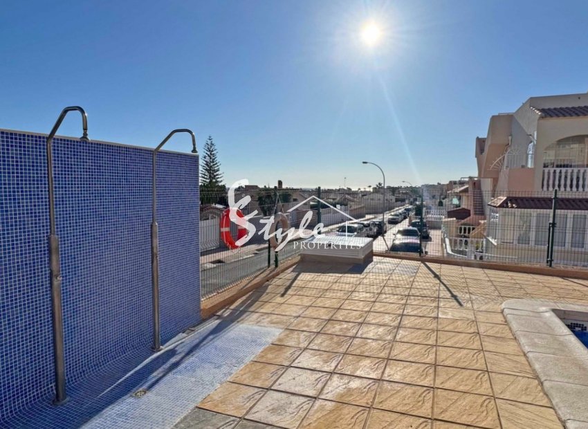 Resale - Apartment - Orihuela Costa  - Playa Flamenca