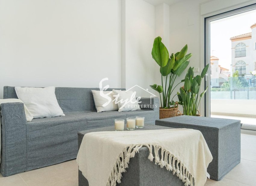 Resale - Apartment - Orihuela Costa  - Playa Flamenca