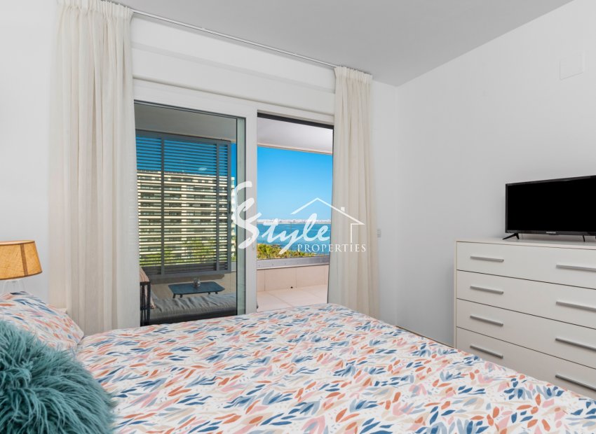 Resale - Apartment - Orihuela Costa  - Punta Prima