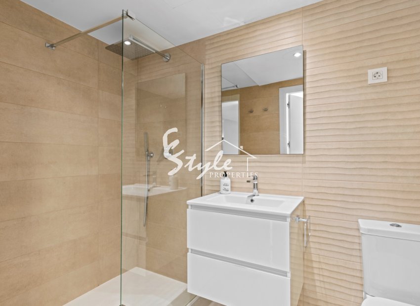 Resale - Apartment - Orihuela Costa  - Punta Prima