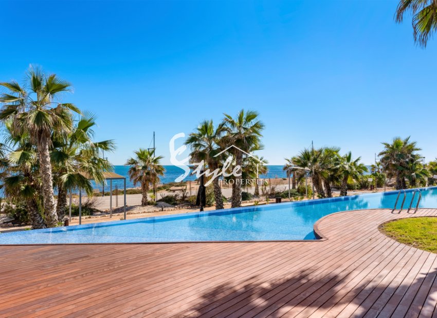 Resale - Apartment - Orihuela Costa  - Punta Prima
