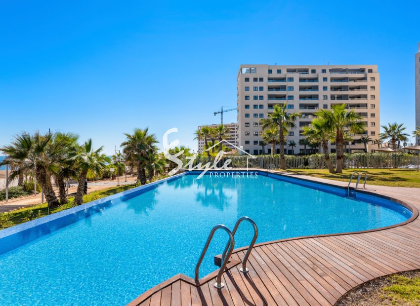 Resale - Apartment - Orihuela Costa  - Punta Prima