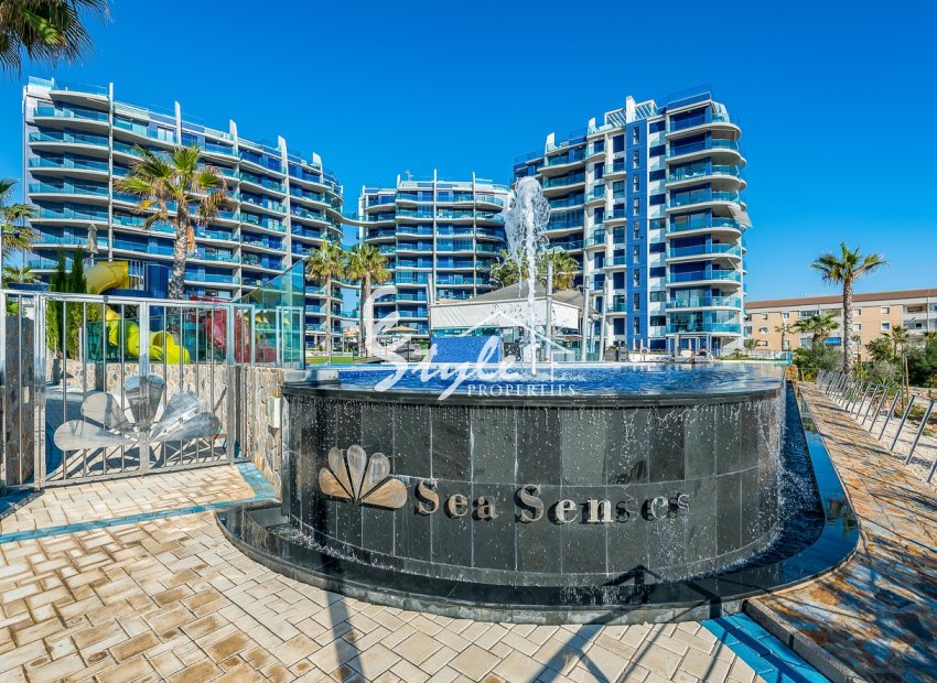 Resale - Apartment - Orihuela Costa  - Punta Prima