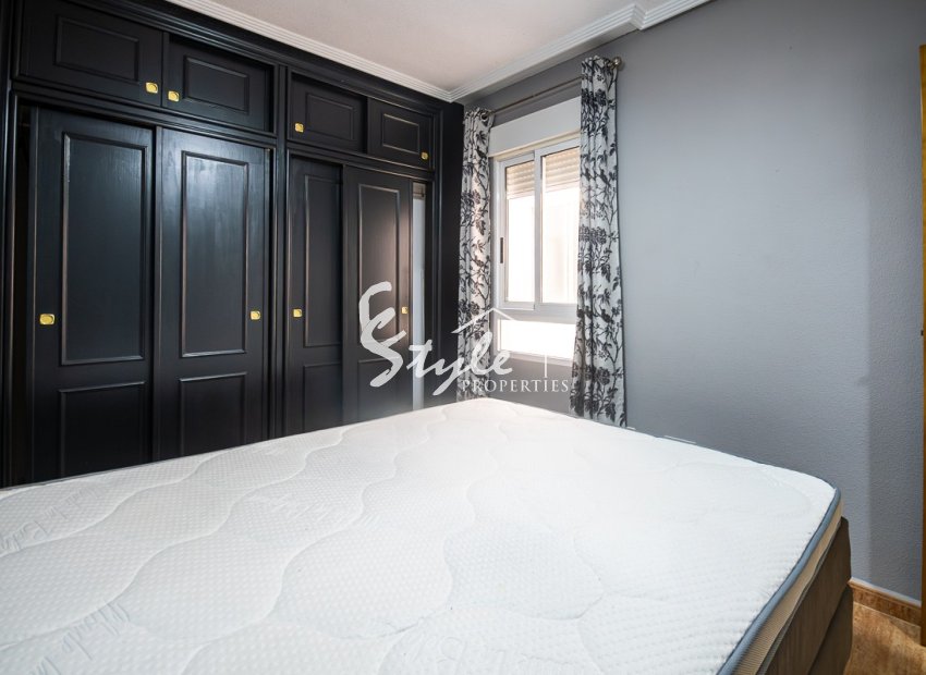 Resale - Apartment - Orihuela Costa  - Punta Prima