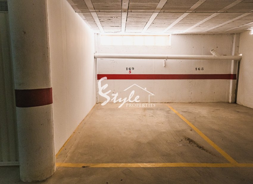 Resale - Apartment - Orihuela Costa  - Punta Prima