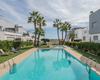 Resale - Apartment - Orihuela Costa  - Punta Prima