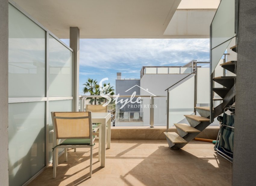 Resale - Apartment - Orihuela Costa  - Punta Prima