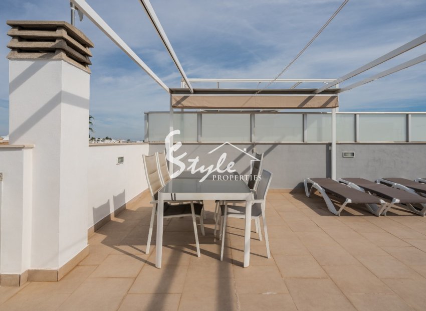 Resale - Apartment - Orihuela Costa  - Punta Prima