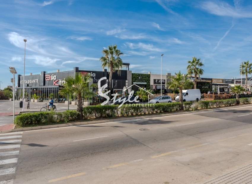 Resale - Apartment - Orihuela Costa  - Punta Prima