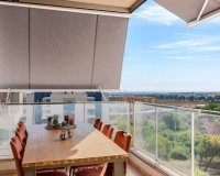 Resale - Apartment - Orihuela Costa  - Villamartin