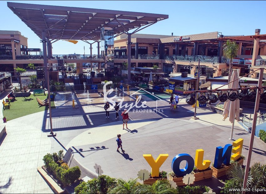 Resale - Apartment - Orihuela Costa  - Villamartin