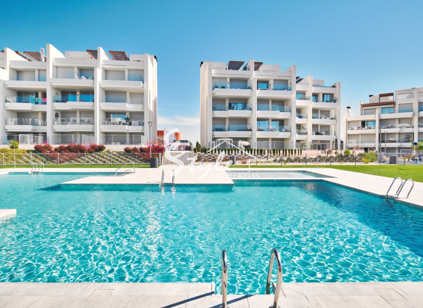 Resale - Apartment - Orihuela Costa  - Villamartin