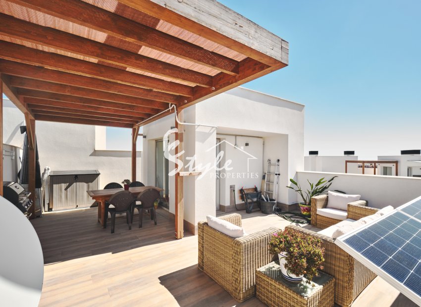 Resale - Apartment - Orihuela Costa  - Villamartin